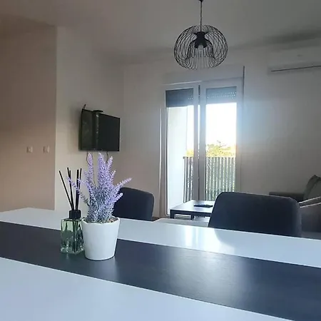 Apartment Amar 4